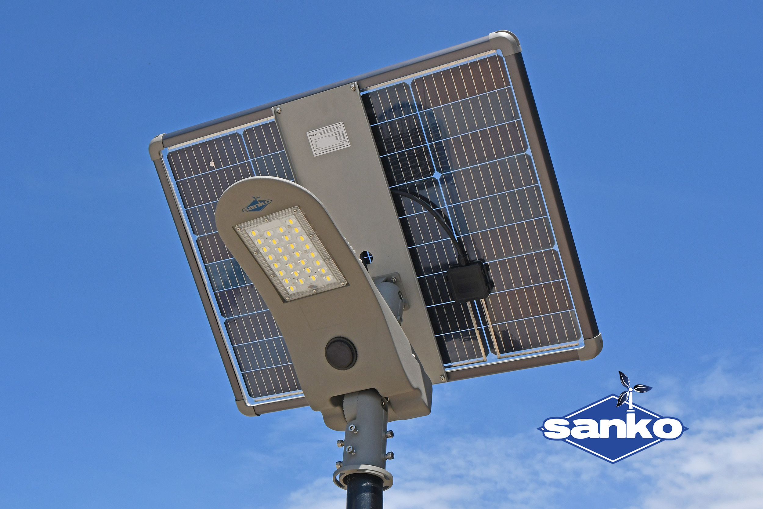 ogrodowa lampa solarna led